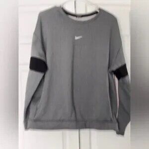 New Brand Nike Top Quality Medium Weight French Terry Knit Crew Neck (Medium)